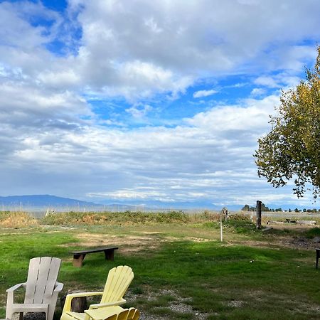 Sea Edge Motel Parksville Extérieur photo