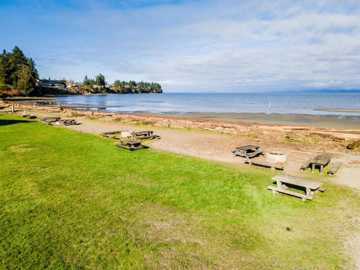 Sea Edge Motel Parksville Extérieur photo